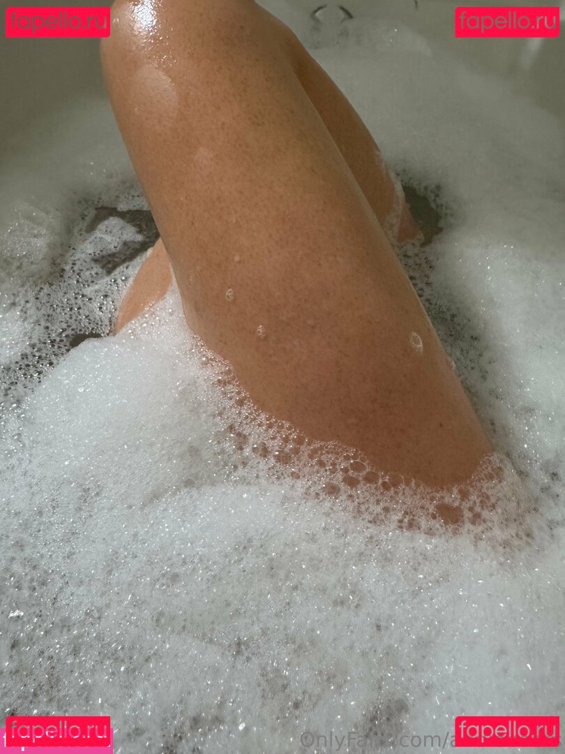 addiebears / justaddiewater Onlyfans Photo Gallery 