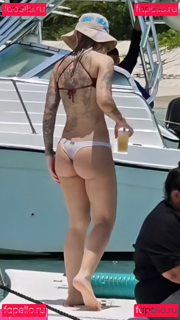 Young Miko / itsyoungmiko / sinacdr Onlyfans Photo Gallery 