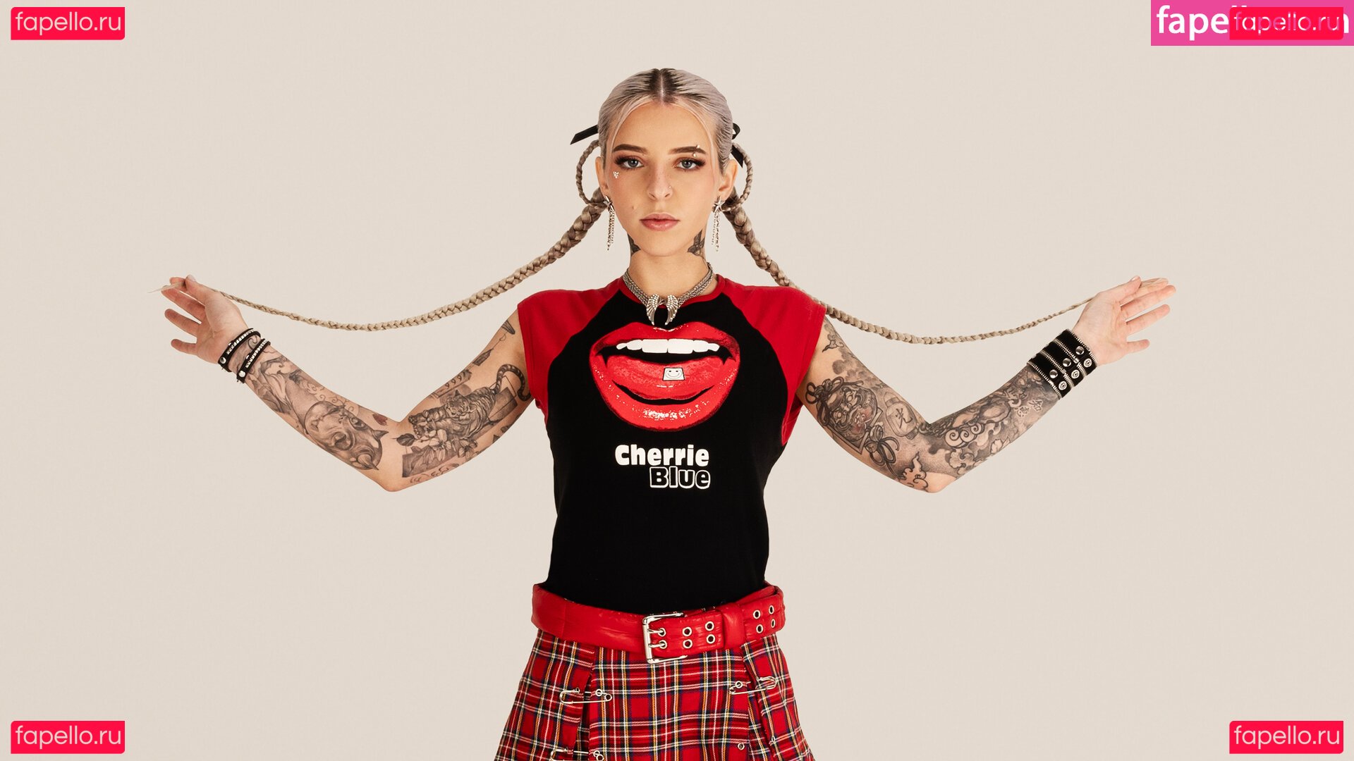 Young Miko / itsyoungmiko / sinacdr Onlyfans Photo Gallery 