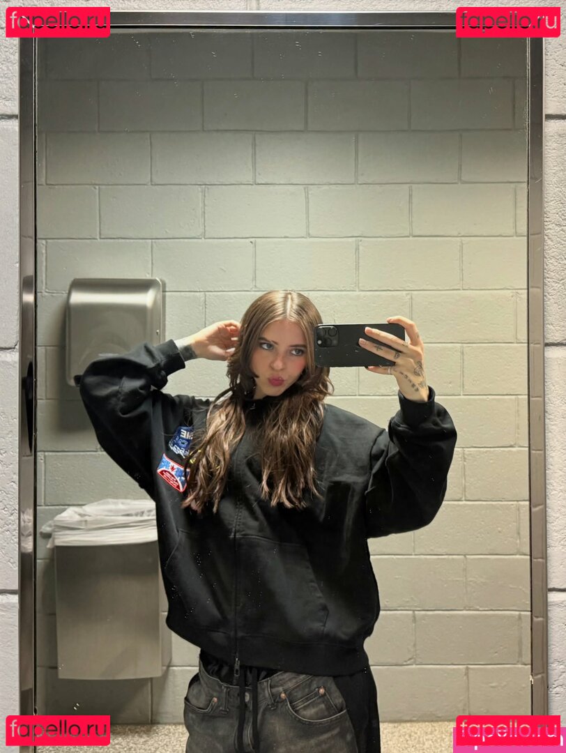 Young Miko / itsyoungmiko / sinacdr Onlyfans Photo Gallery 