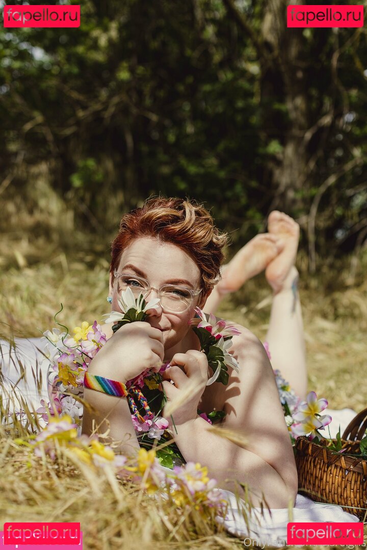 irisreigns / irisreins Onlyfans Photo Gallery 