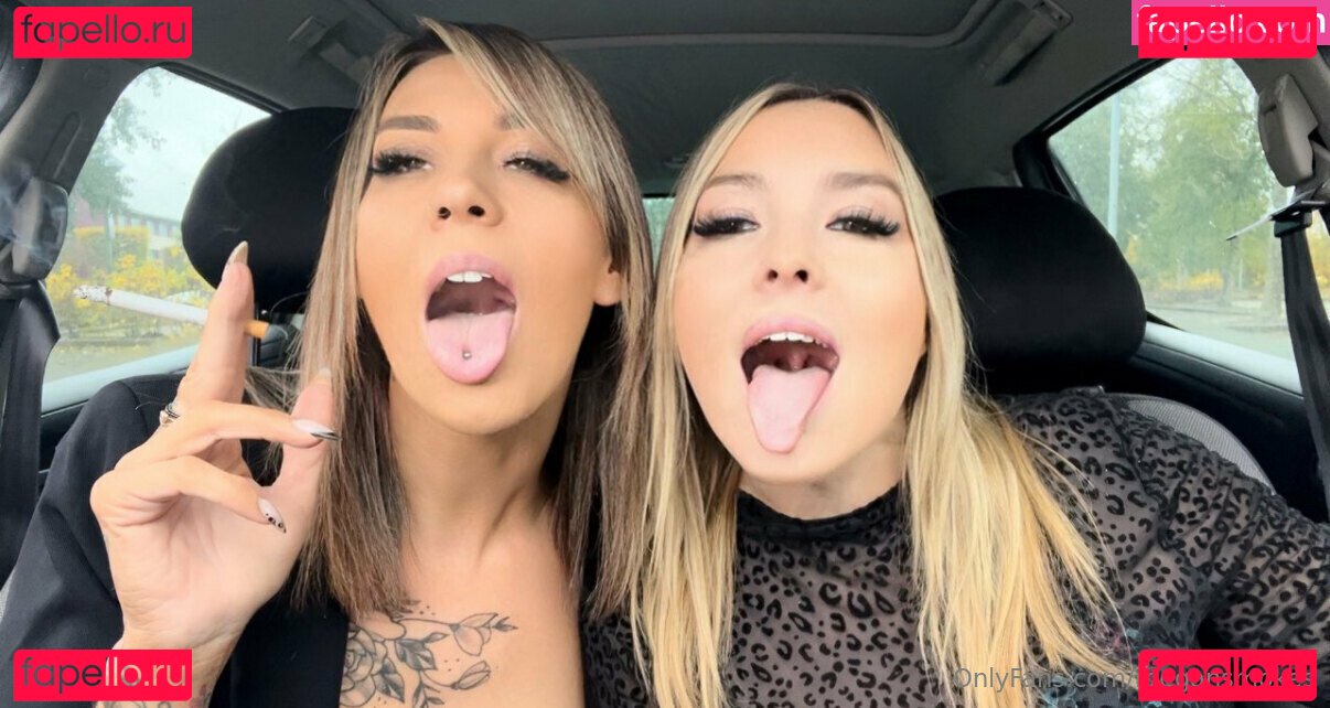 megansmokes / meganstokes Onlyfans Photo Gallery 