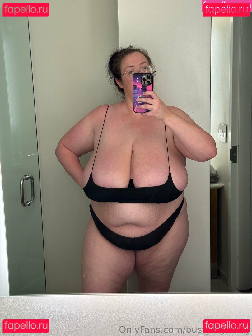 best.bigbooty / bustybigbooty Onlyfans Photo Gallery 