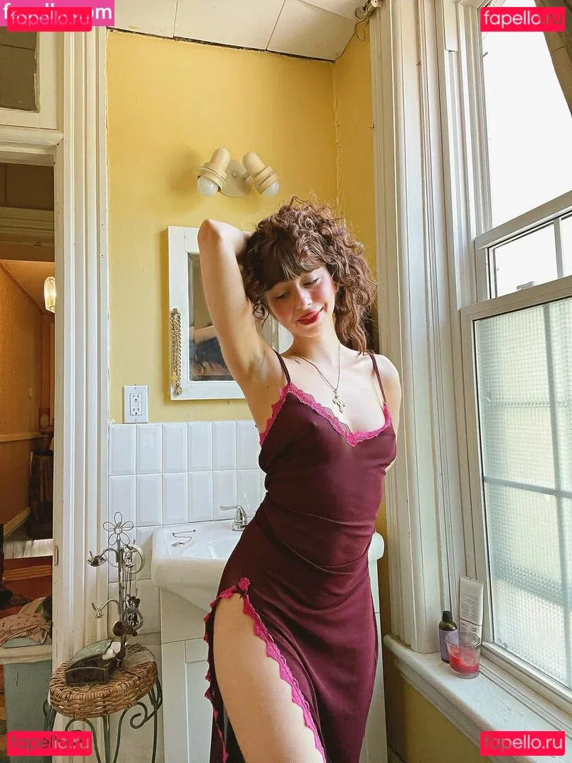 LilGigiBelle Onlyfans Photo Gallery 