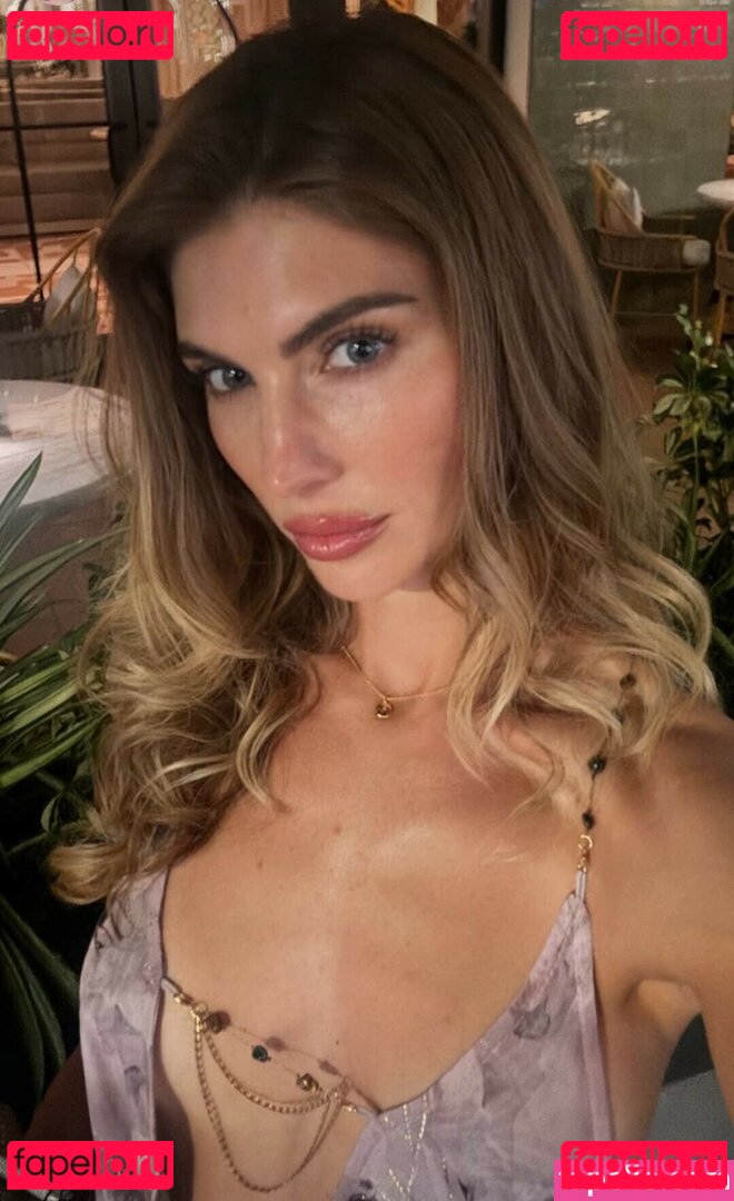 Cheychanel / Cheyycox Onlyfans Photo Gallery 