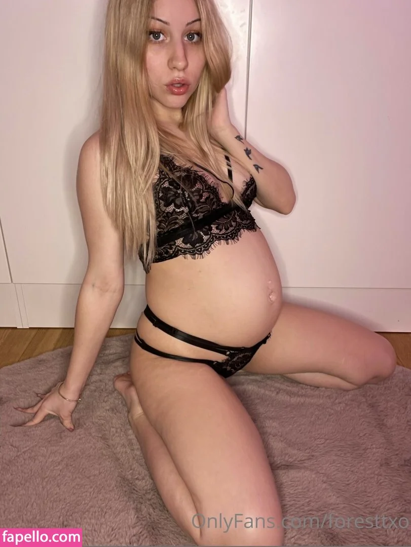 forestxo Onlyfans Photo Gallery 