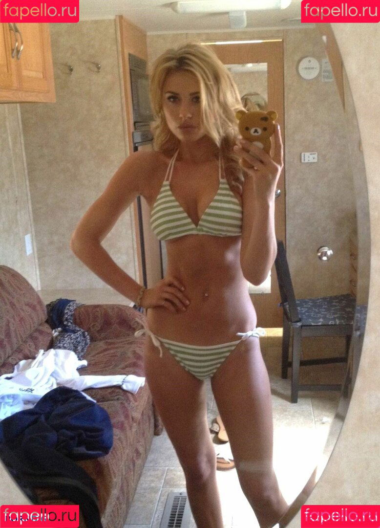 meglouiseexx Onlyfans Photo Gallery 