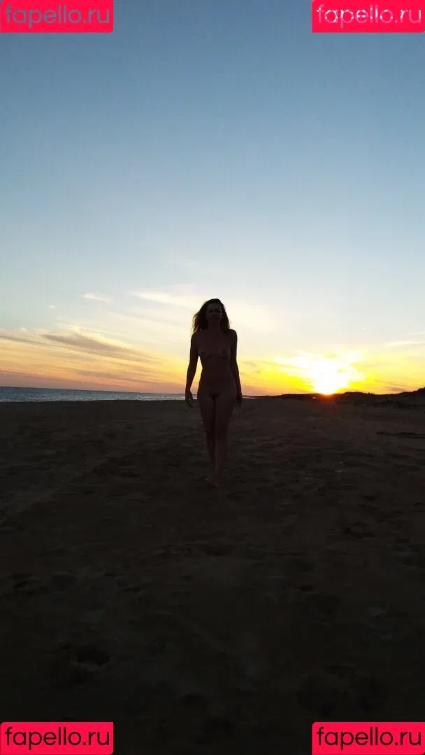 carinamoreschi Onlyfans Photo Gallery 