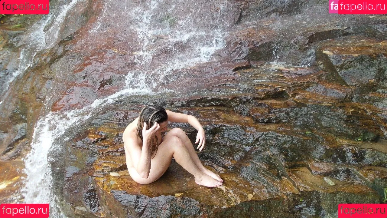 carinamoreschi Onlyfans Photo Gallery 