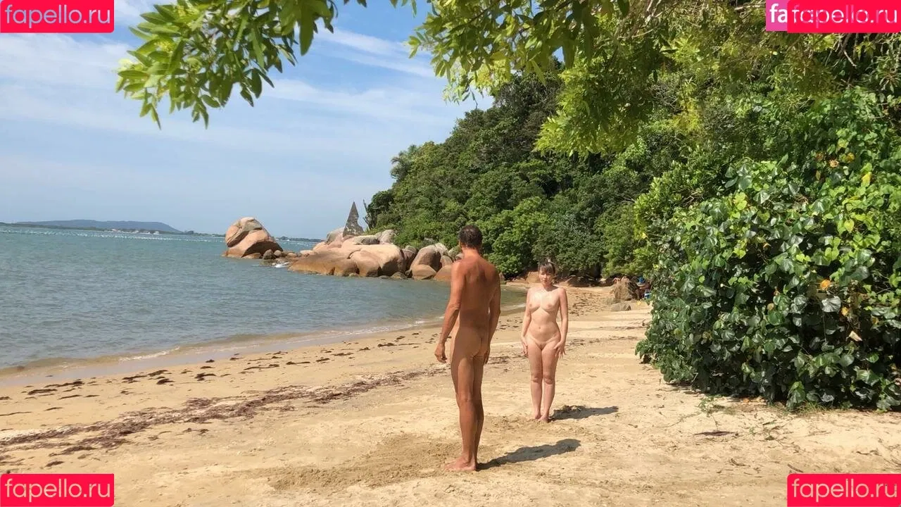 carinamoreschi Onlyfans Photo Gallery 