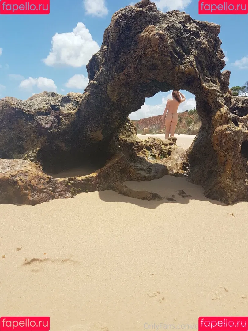 carinamoreschi Onlyfans Photo Gallery 