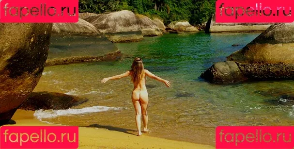 carinamoreschi Onlyfans Photo Gallery 
