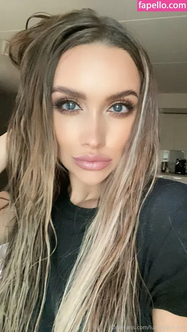 Kristina Ho Onlyfans Photo Gallery 