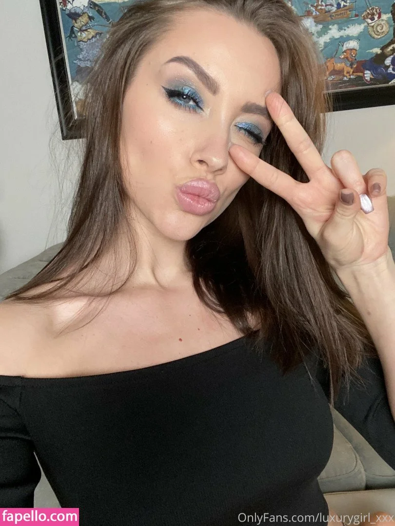 Kristina Ho Onlyfans Photo Gallery 