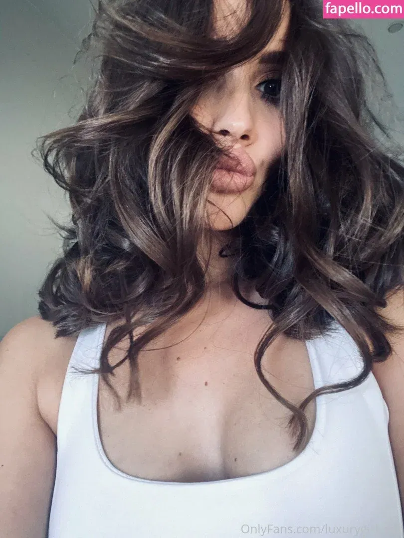 Kristina Ho Onlyfans Photo Gallery 