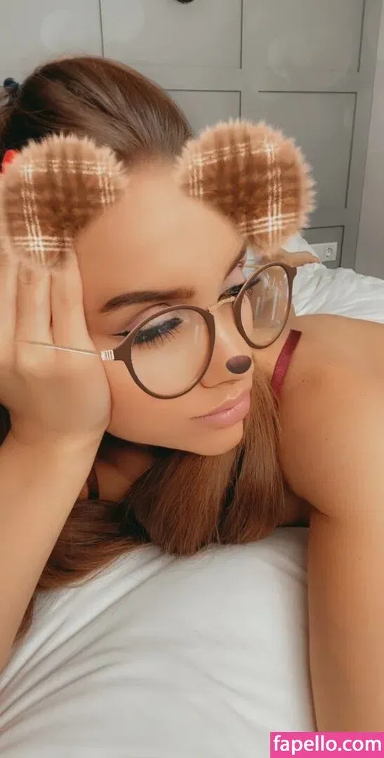 Kristina Ho Onlyfans Photo Gallery 