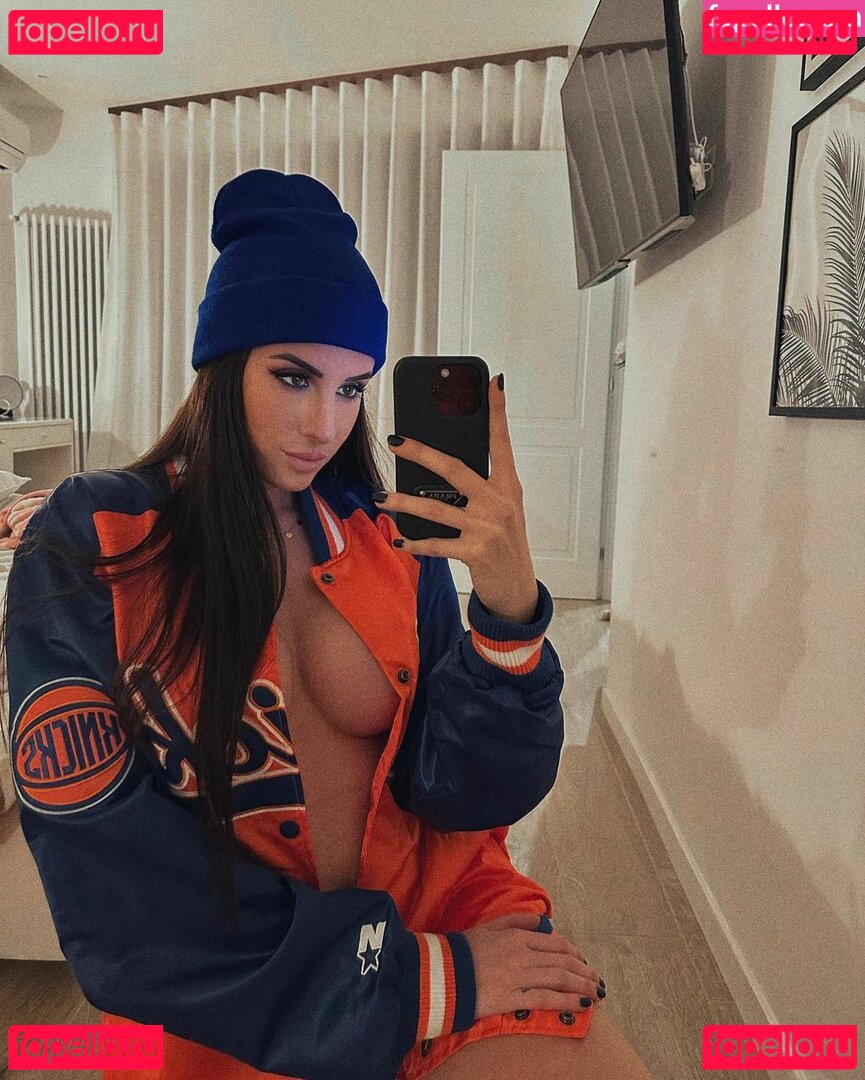 Valentina Vignali / ValentinaVignal / valentinavignali Onlyfans Photo Gallery 