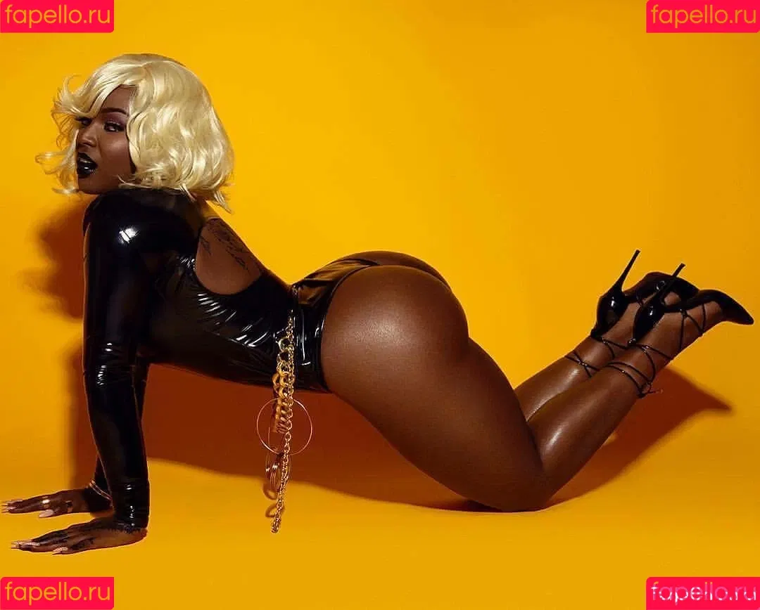 Amara La Negra Onlyfans Photo Gallery 