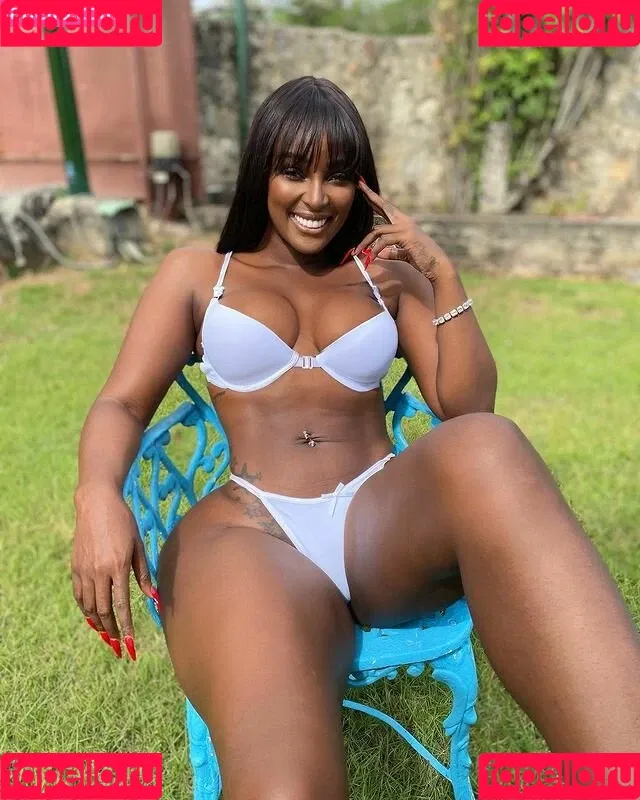 Amara La Negra Onlyfans Photo Gallery 
