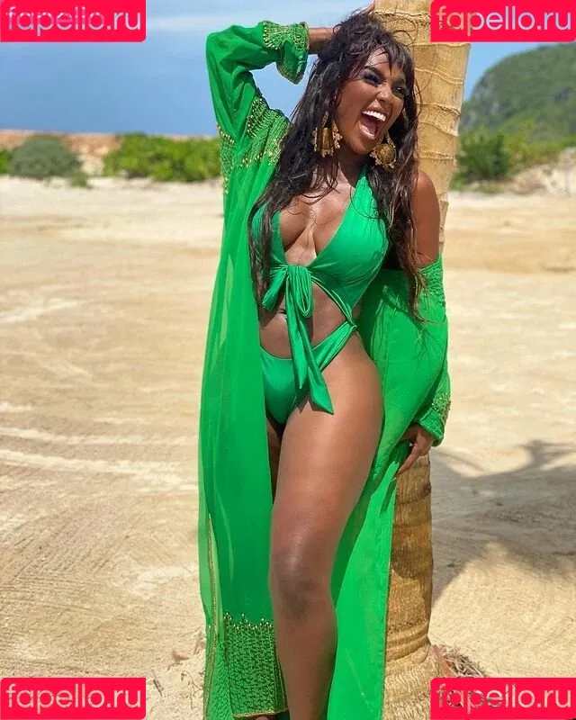 Amara La Negra Onlyfans Photo Gallery 