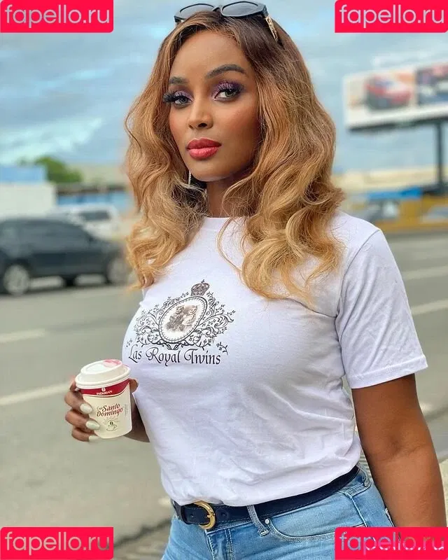 Amara La Negra Onlyfans Photo Gallery 