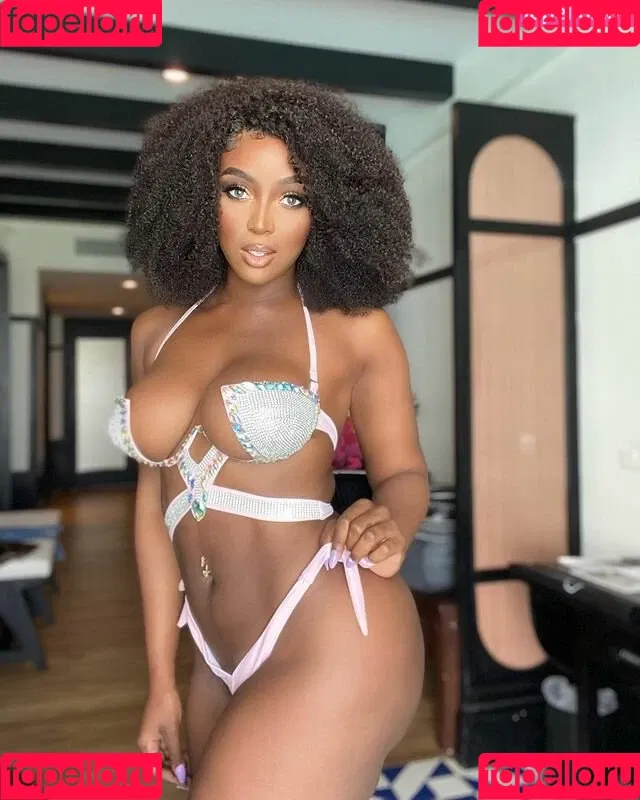 Amara La Negra Onlyfans Photo Gallery 