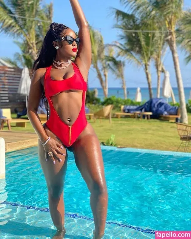 Amara La Negra Onlyfans Photo Gallery 