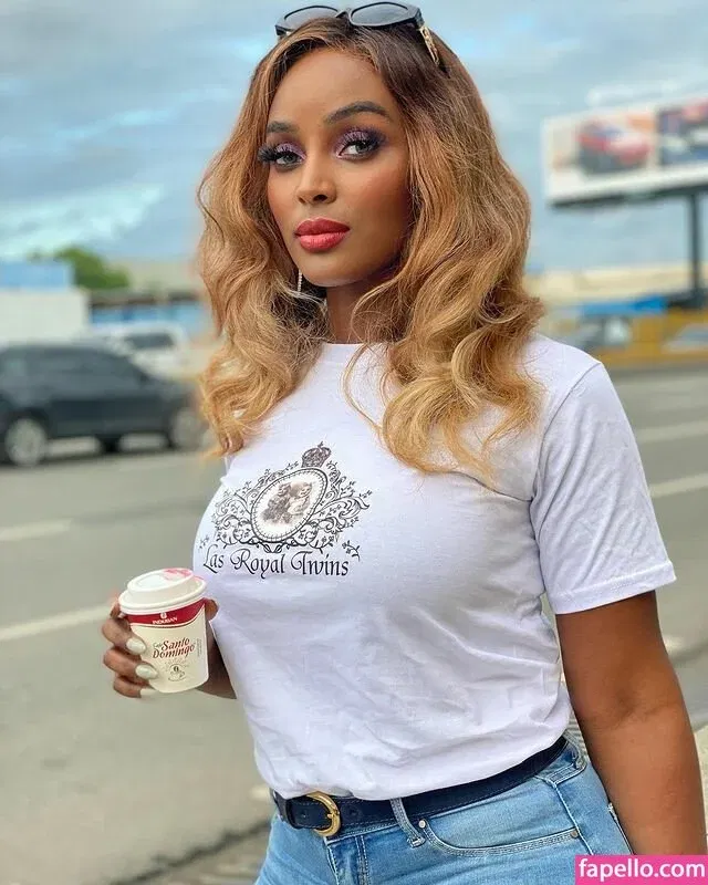 Amara La Negra Onlyfans Photo Gallery 