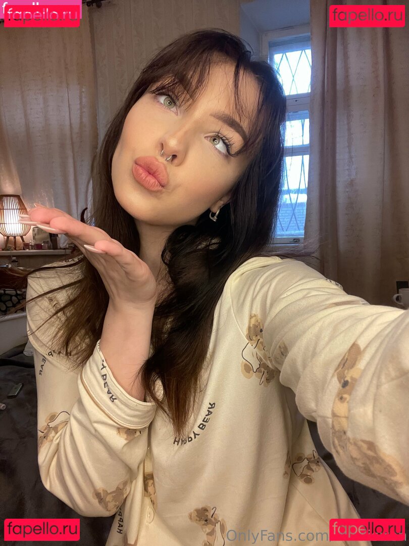 medisiren Onlyfans Photo Gallery 