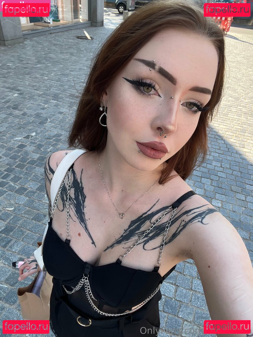 medisiren Onlyfans Photo Gallery 