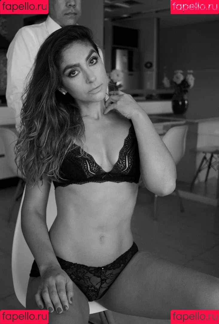 Karine Tauber Onlyfans Photo Gallery 