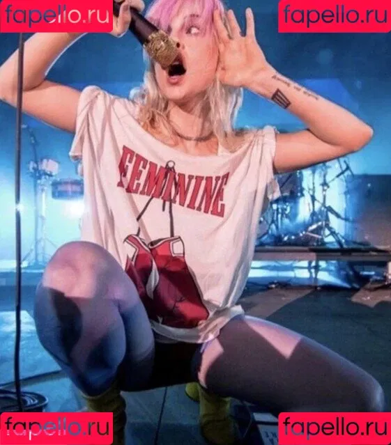 Hayley Williams Onlyfans Photo Gallery 