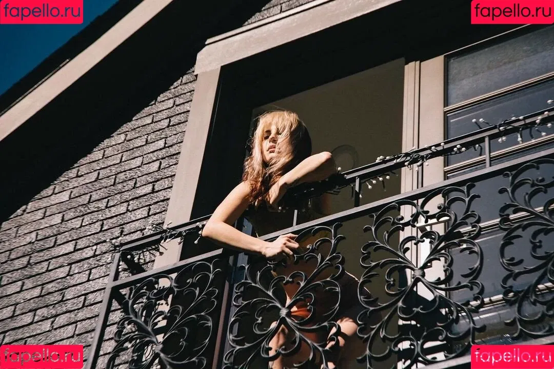 Hayley Williams Onlyfans Photo Gallery 