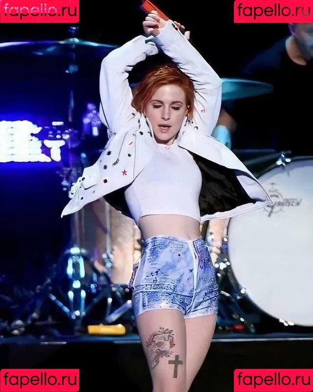 Hayley Williams Onlyfans Photo Gallery 