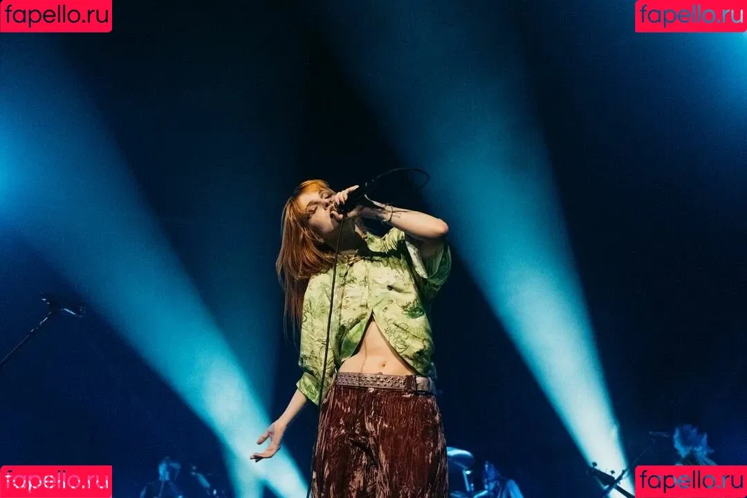 Hayley Williams Onlyfans Photo Gallery 