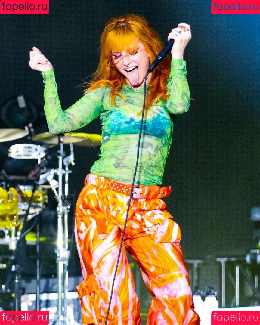 Hayley Williams Onlyfans Photo Gallery 