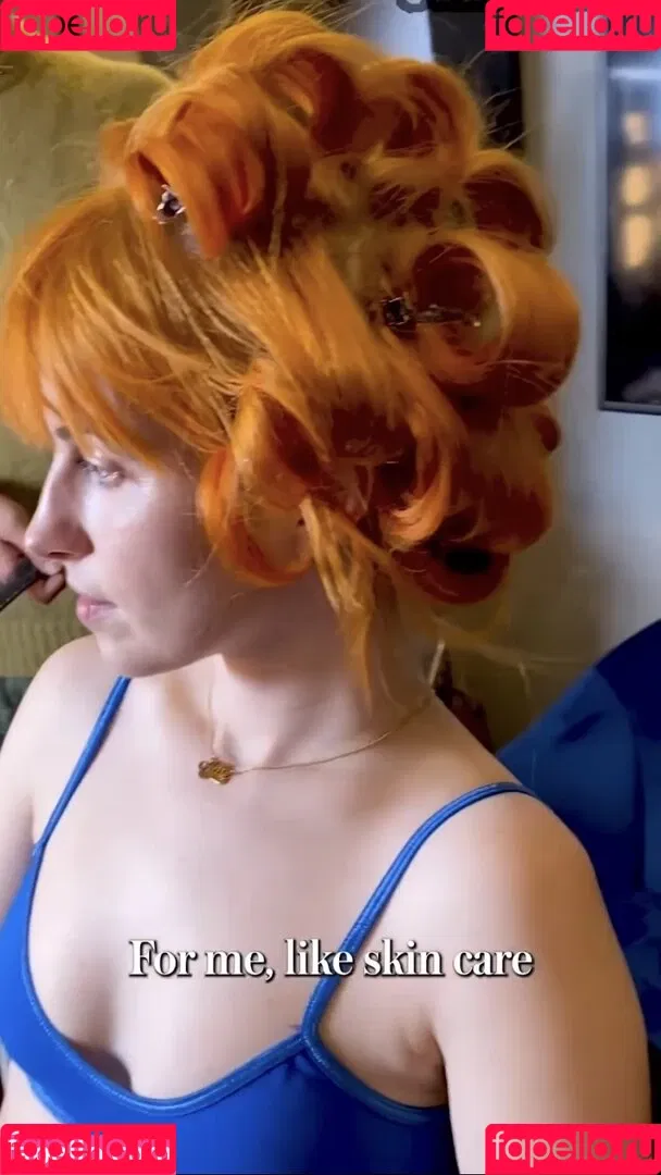 Hayley Williams Onlyfans Photo Gallery 