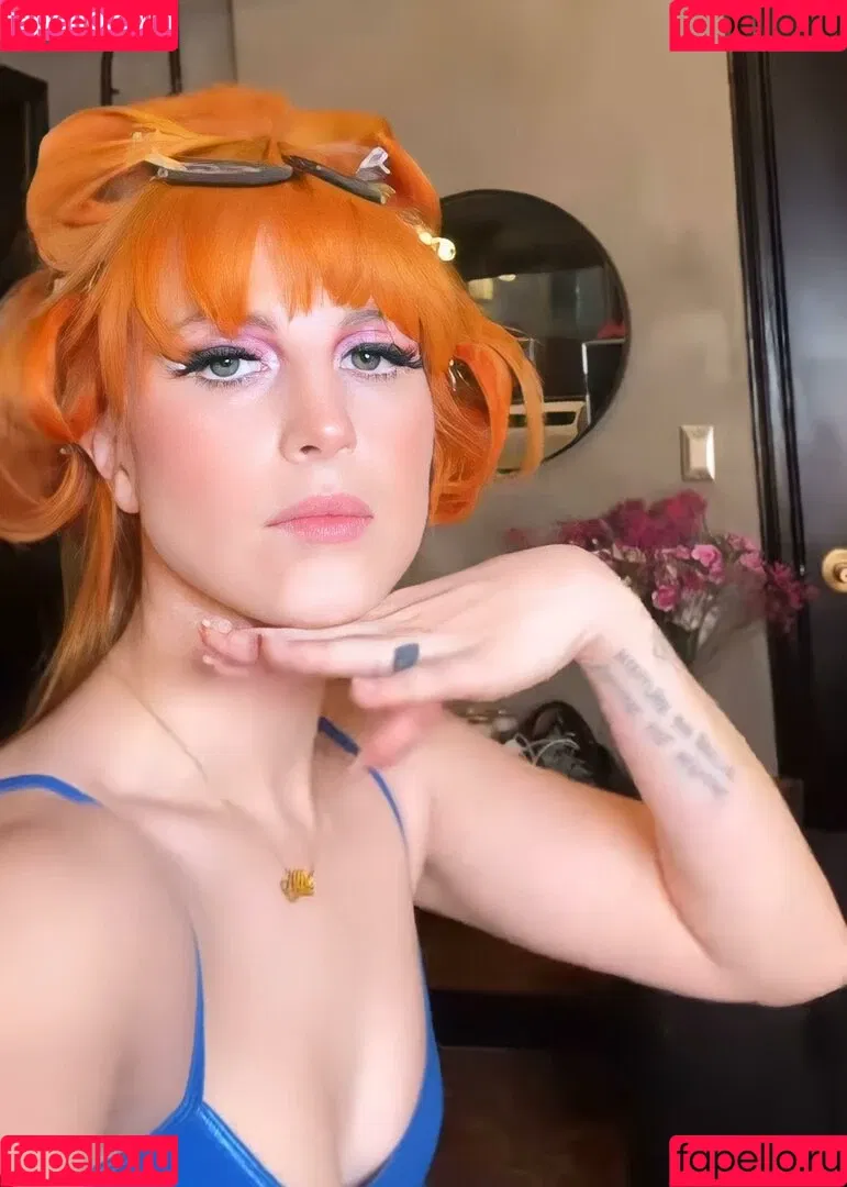Hayley Williams Onlyfans Photo Gallery 