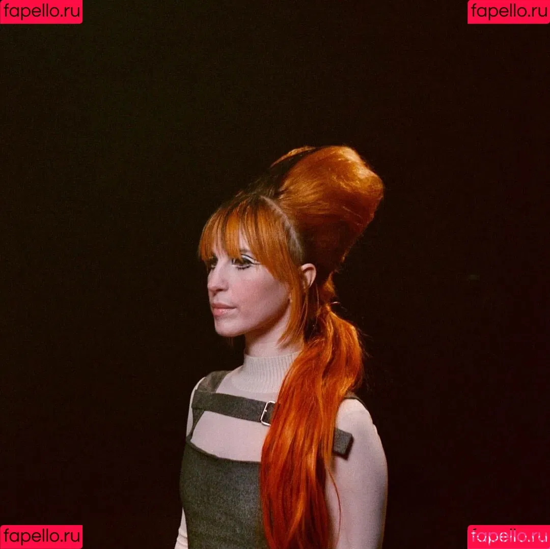 Hayley Williams Onlyfans Photo Gallery 