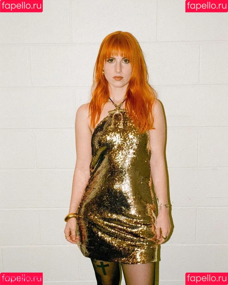 Hayley Williams Onlyfans Photo Gallery 