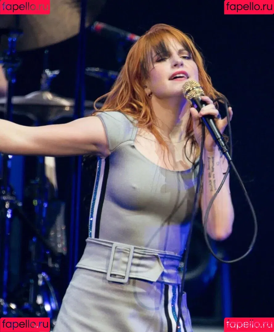 Hayley Williams Onlyfans Photo Gallery 