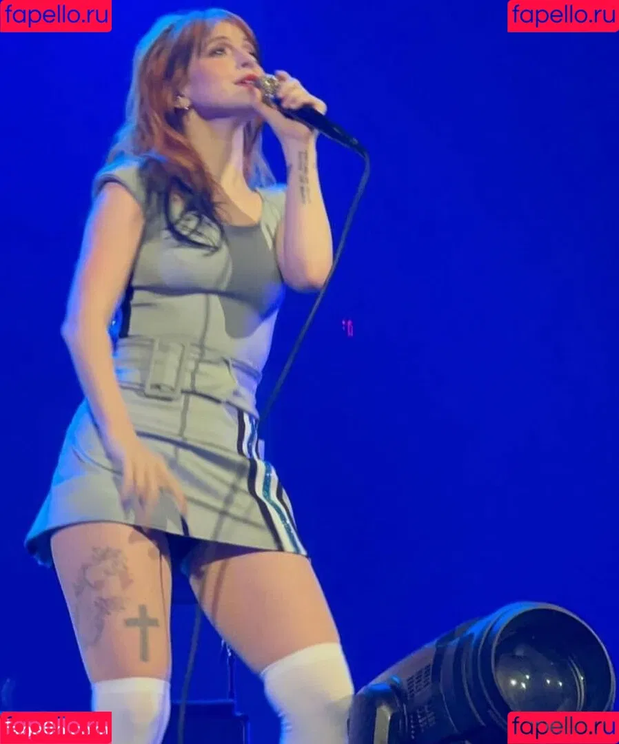 Hayley Williams Onlyfans Photo Gallery 