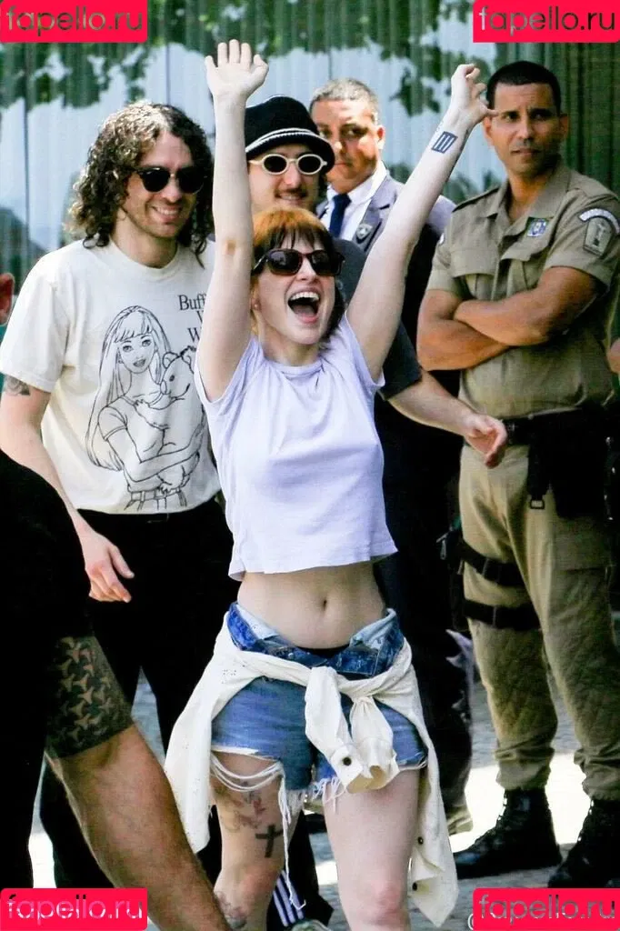 Hayley Williams Onlyfans Photo Gallery 