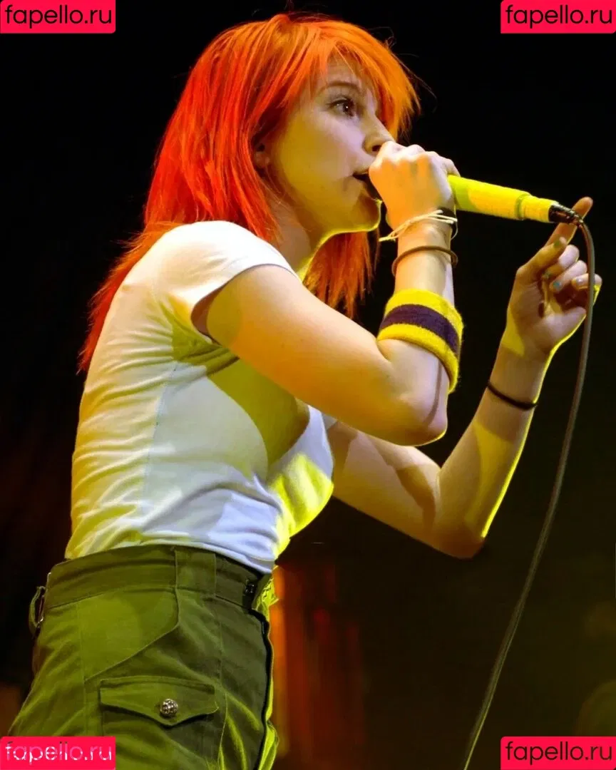 Hayley Williams Onlyfans Photo Gallery 