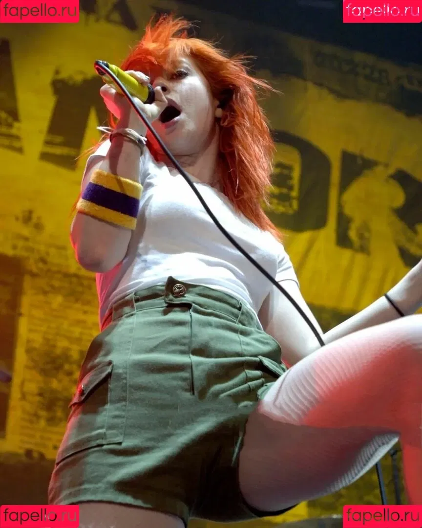Hayley Williams Onlyfans Photo Gallery 