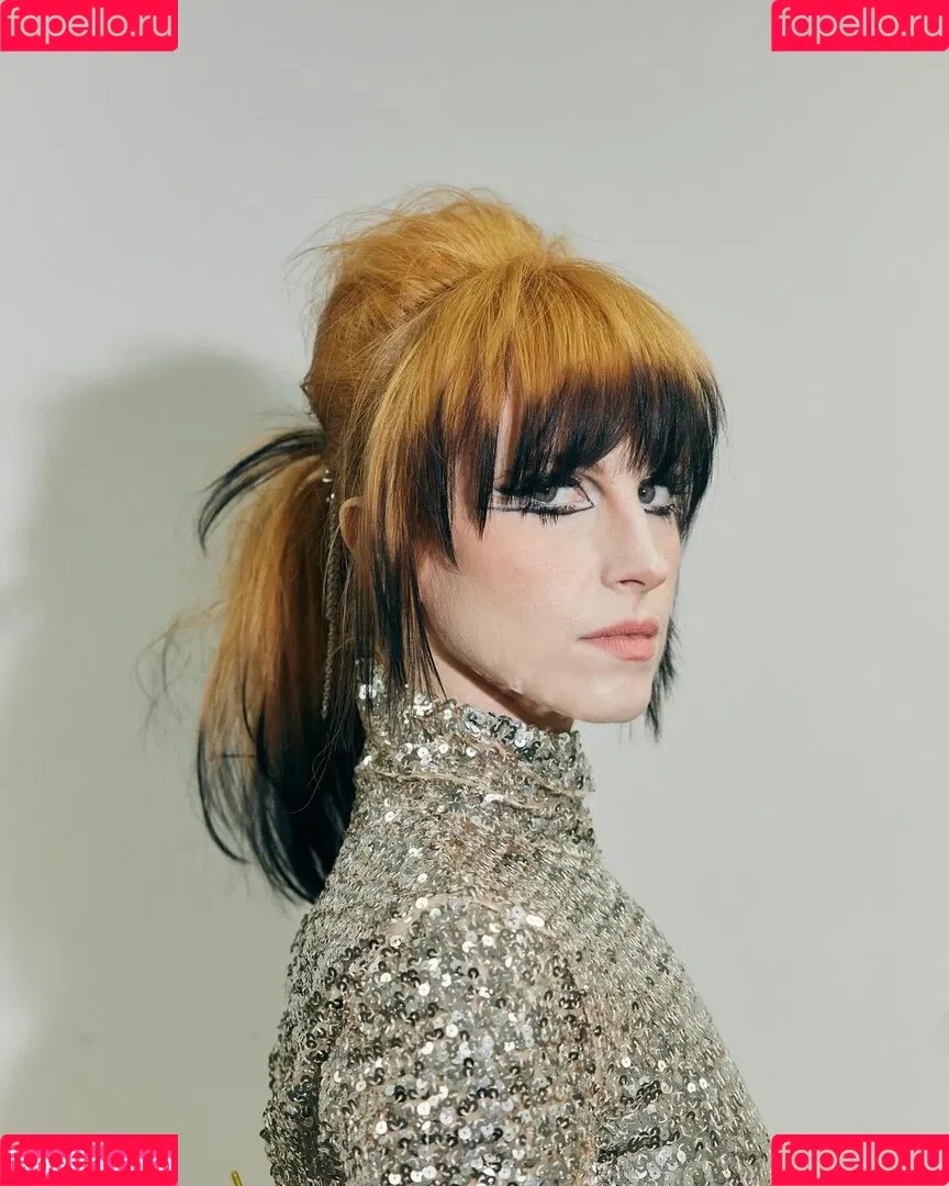 Hayley Williams Onlyfans Photo Gallery 