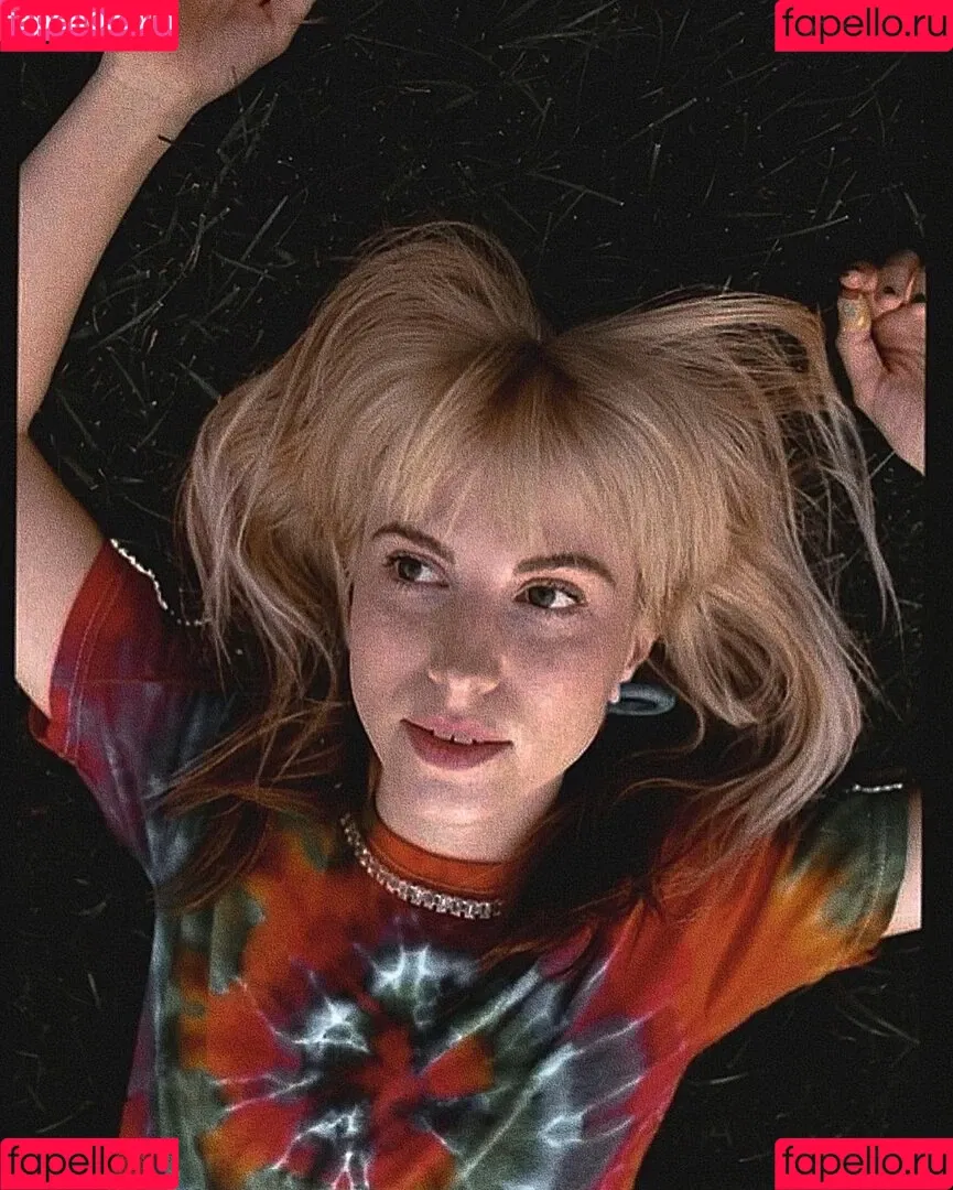 Hayley Williams Onlyfans Photo Gallery 