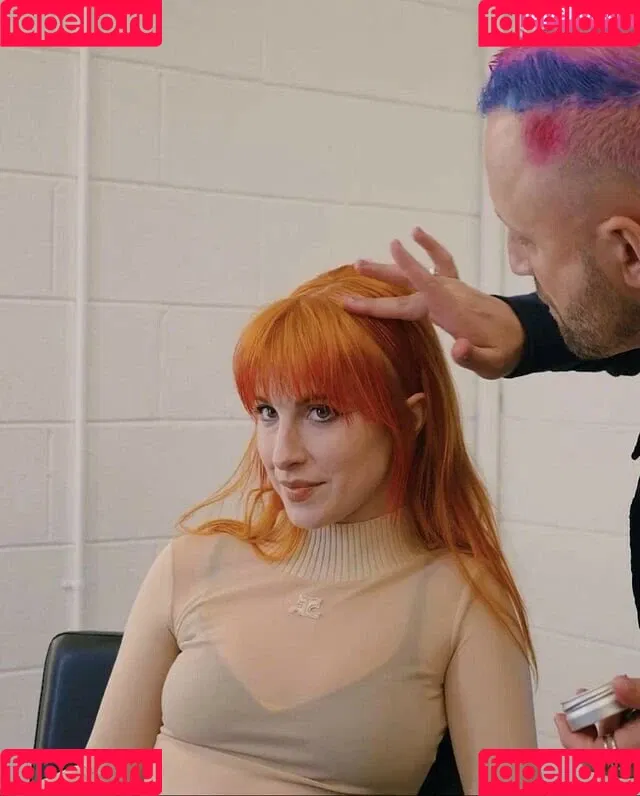 Hayley Williams Onlyfans Photo Gallery 