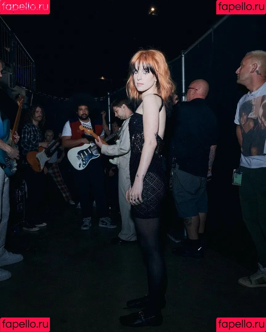 Hayley Williams Onlyfans Photo Gallery 