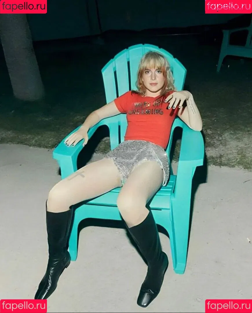 Hayley Williams Onlyfans Photo Gallery 